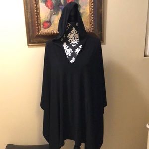 Last Tango V-Neck, Hooded asymmetrical muff pocket dolman sleeve wide cape top